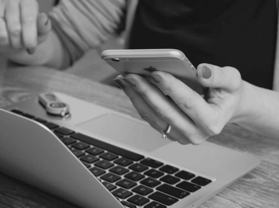 • księgowość dla firm jednoosobowych • księgowość dla spółek z o.o. • pełna księgowość online • księgowość online • prowadzenie ksiąg rachunkowych dla spółek • księgowość dla JDG • rozliczenia podatkowe PIT CIT VAT • biuro rachunkowe księga przychodów i rozchodów • księgowość małych i średnich firm • deklaracje podatkowe PIT VAT CIT online